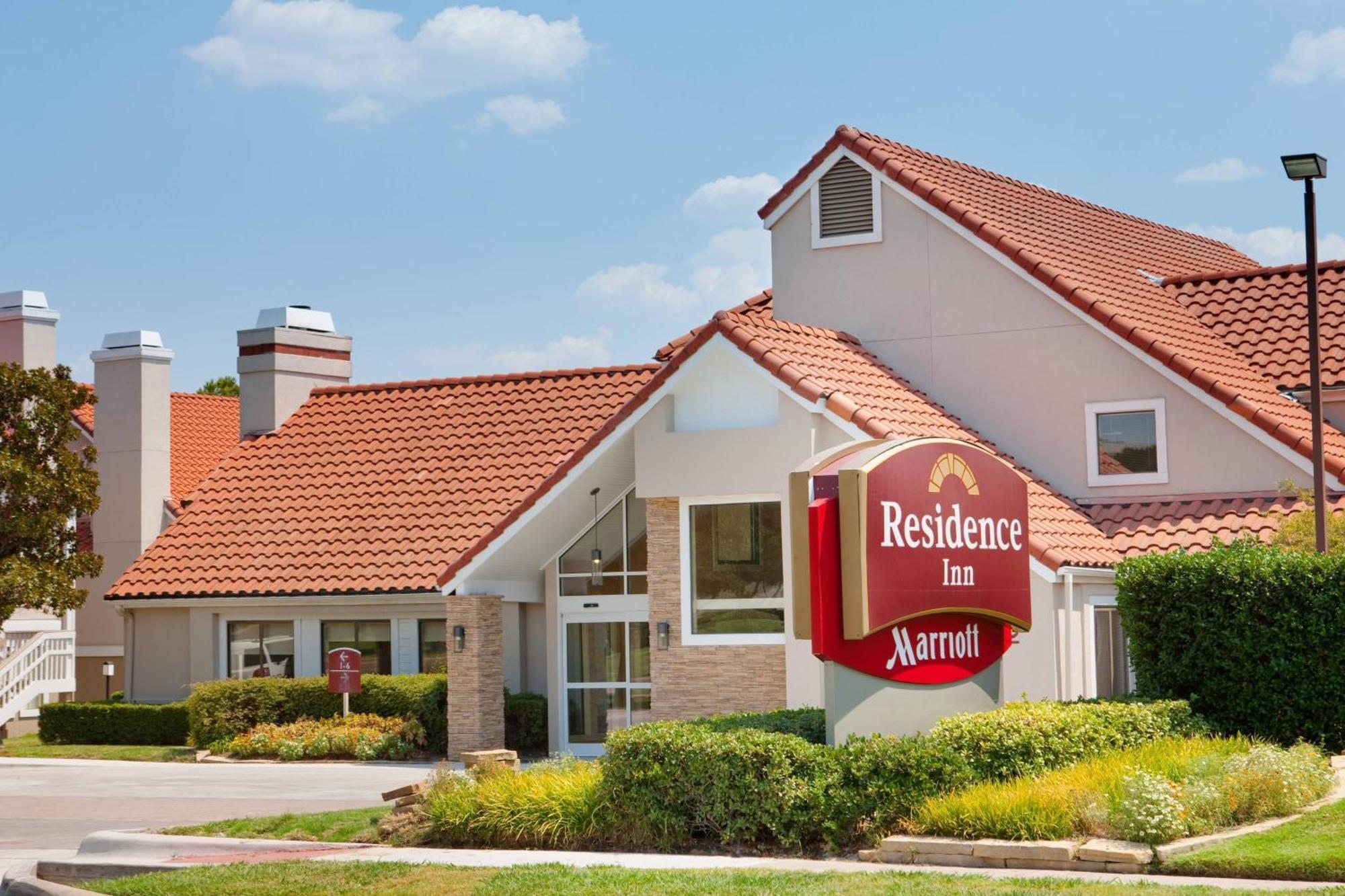 Hotel Dallas Colinas 3*